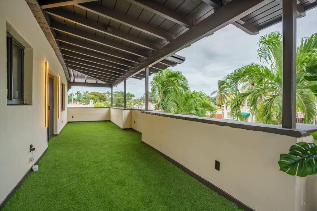 New! Miami & Calle Ocho Simpson'S Funhouse! Buitenkant foto