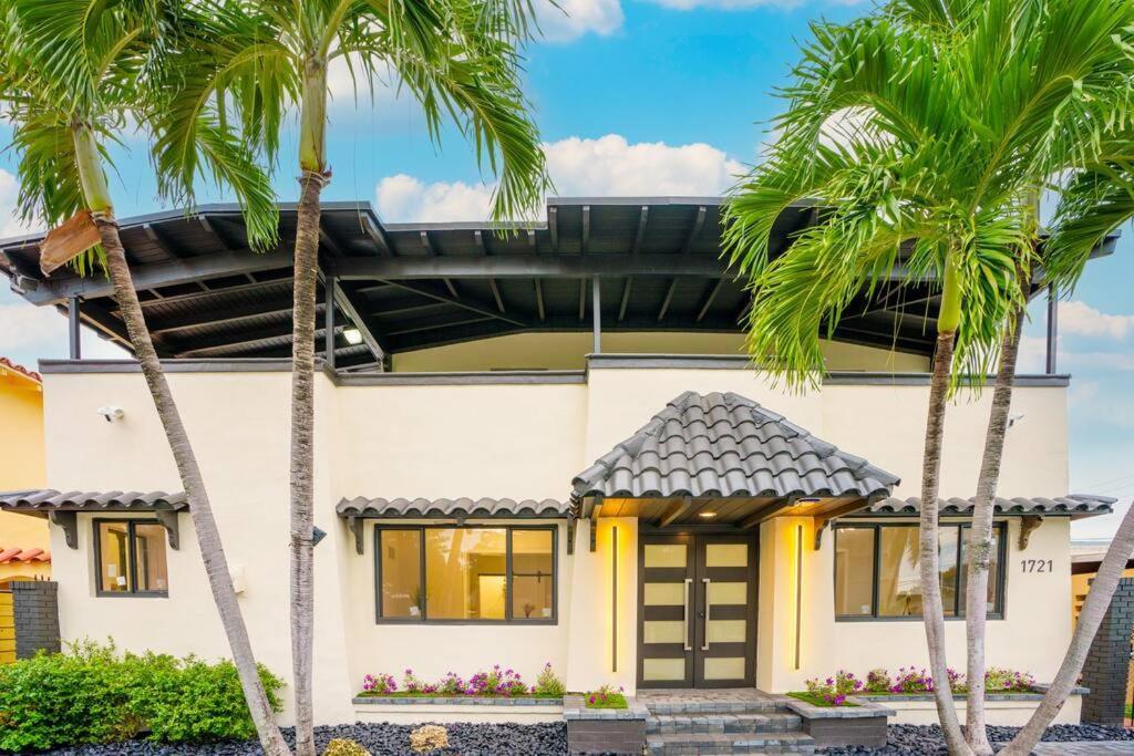 New! Miami & Calle Ocho Simpson'S Funhouse! Buitenkant foto